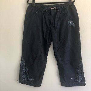 3/$21 🍭 Y2K Sporty Windbreaker Embroidered Capris